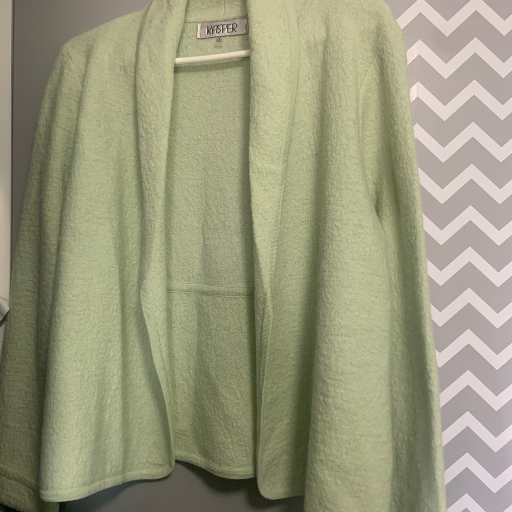 Kasper light green sweater jacket. NWT size M